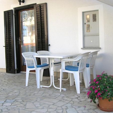 Apartmani Dolencic Кърк Екстериор снимка