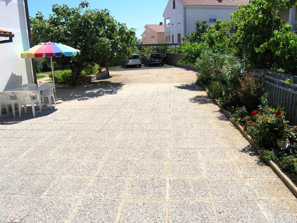 Apartmani Dolencic Кърк Екстериор снимка
